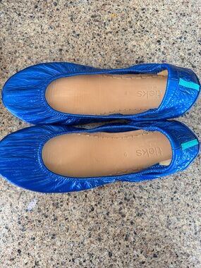 Tieks Sapphire Blue Patent Shoes Size 9